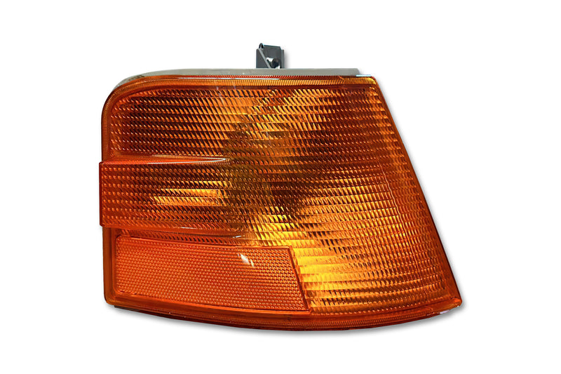 Turn Signal Light Passenger 1998-2003 Volvo VN VNL;  2000-2017 VNM