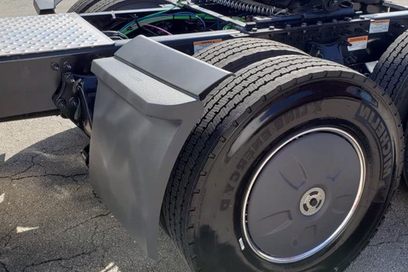 Polymer Quarter Fender Driver 2018+ Freightliner Cascadia