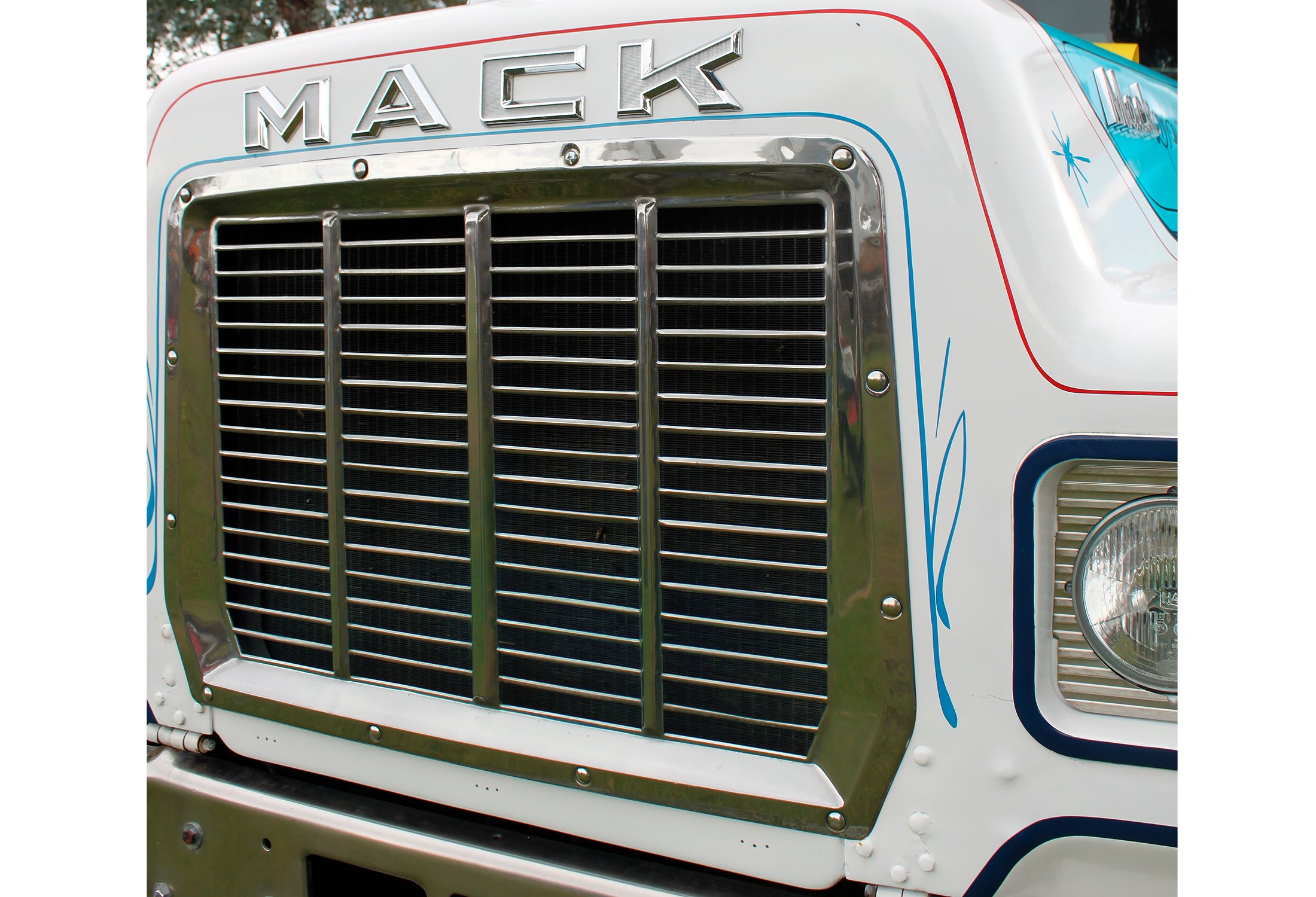 Grille Front Chrome 1966-1989 Mack R DM – Tacoma Parts Corporation